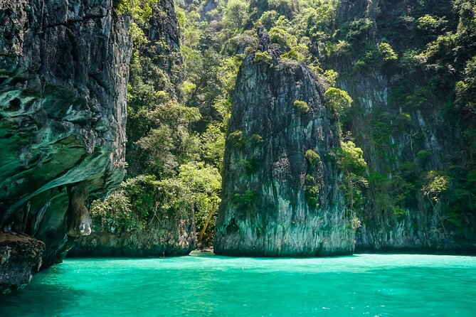 Phi Phi & 4 Islands Sunset Tour With Bioluminescent Plankton
