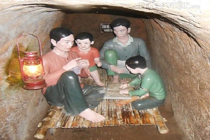 Phong Nha To/From Hue or Hoi an Transfer With DMZ Tour Option