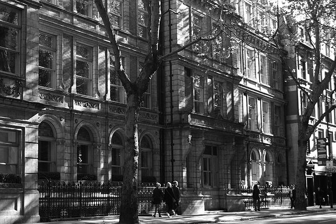 Photography Tour Walking the Back Streets of Londons West End (3 Hours)