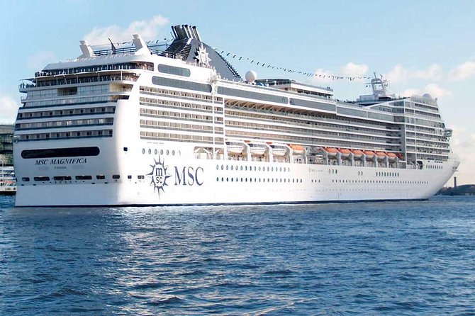 Pick up at the Pier and Valparaiso – Viña Del Mar and Transfer to the Airport