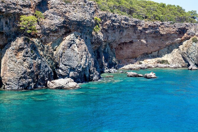 Pirate Boat Tour on the Beautiful Bays of Kemer