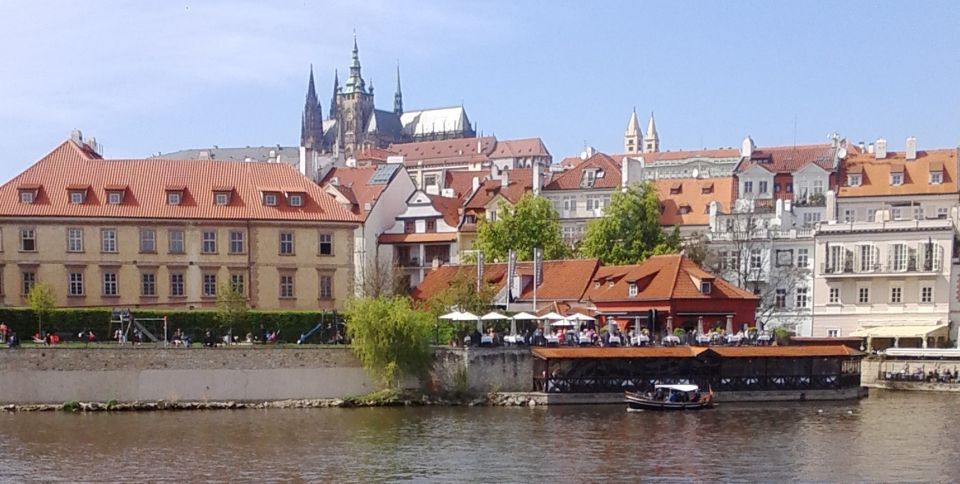 Prague: 3-Hour Evening River Cruise With Dinner - Overview and Pricing