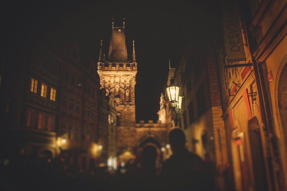 PRAGUE BY NIGHT - City Skyline Panorama