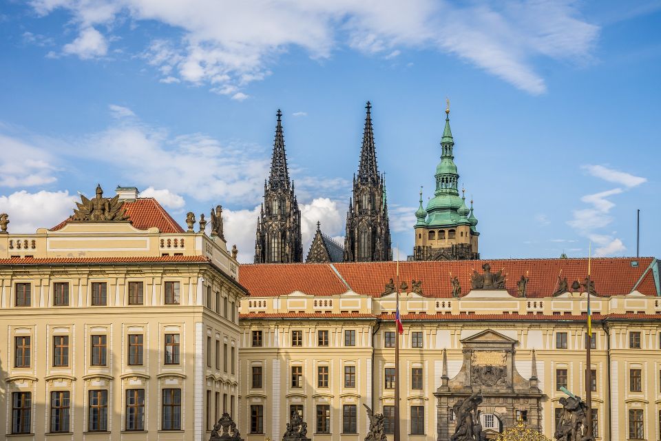 Prague Castle: Small-Group Tour With Visit to Interiors - Tour Overview