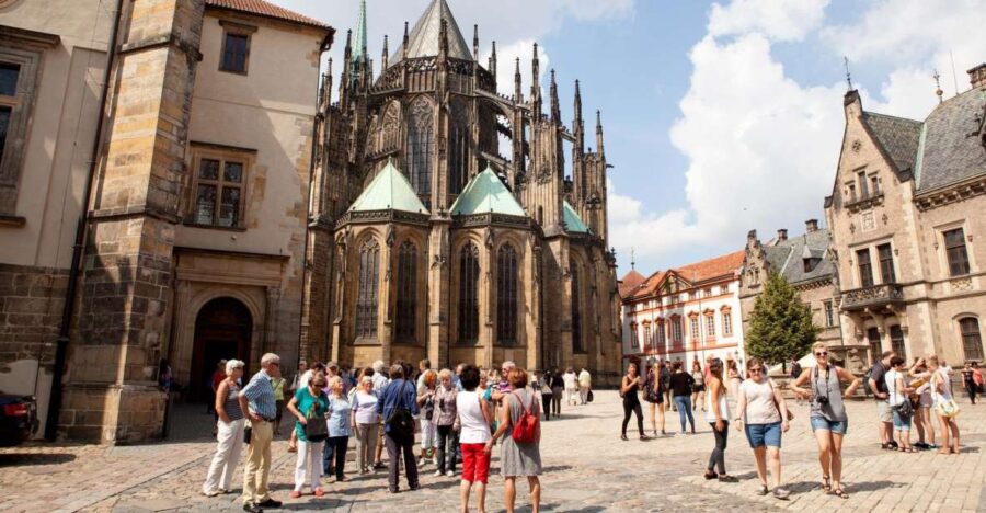 Prague City 3-Hour Tour With Changing of the Guard