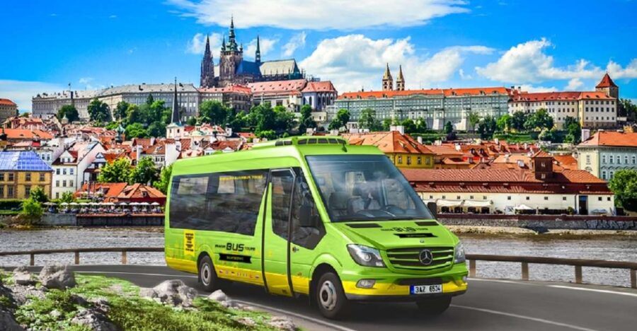 Prague Highlights 3-Hour Bus and Walking Tour