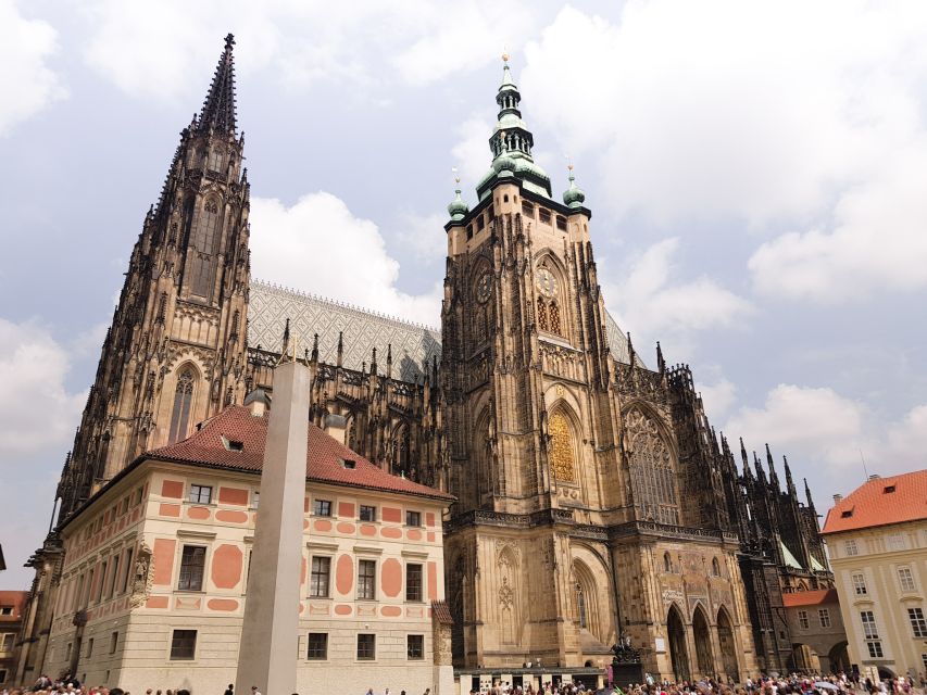 Prague: Prague Castle Complex Smartphone Audio Guide - Overview of the Activity