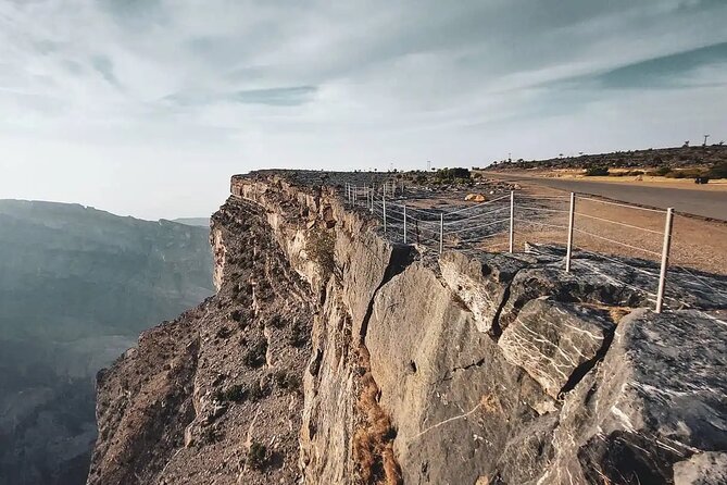 Private 2-Days Jebel Shams Overnight Camping Tours