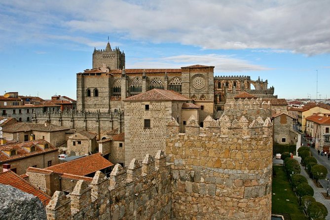 Private 3-Hour Walking Tour of Avila Review - Tour Overview and Inclusions