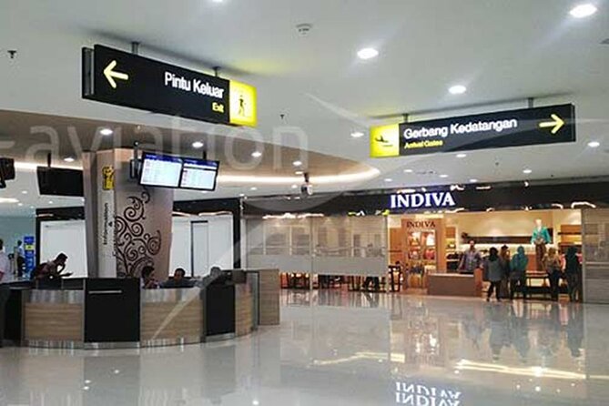 Private Airport Transfer Surabaya - Vehicle Options and Comfort