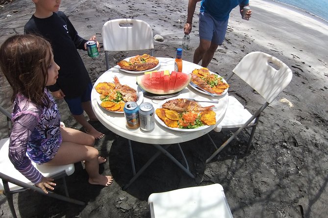 Private Boat and BBQ Tour From Dreams Las Mareas