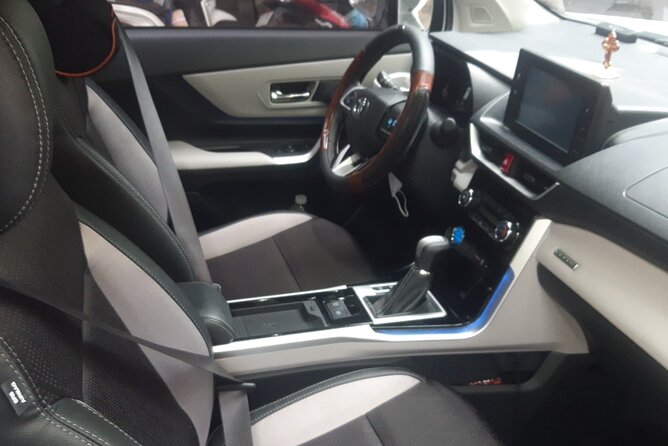Private Car Ha Noi Airport Transfer