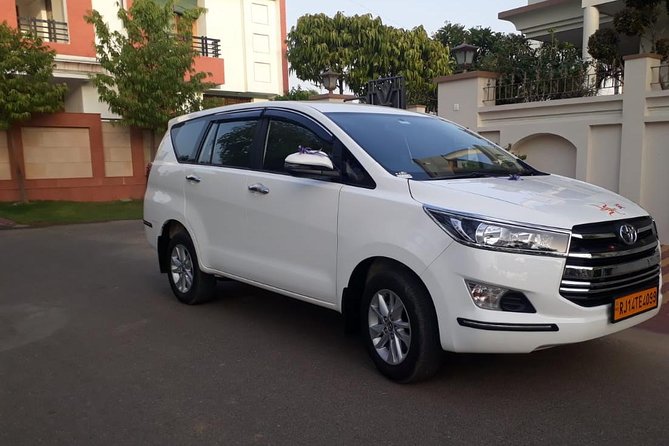 Private Car Jaipur to New Delhi