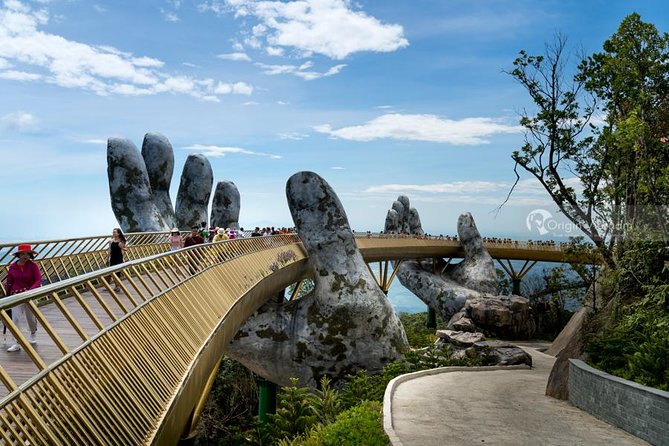 Private Car Transfer From Hoi an to Golden Bridge -Bana Hill (Round Trip)