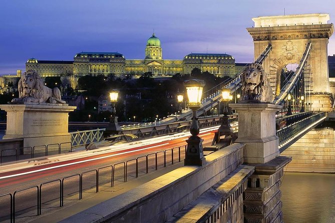 Private Car Transfer From Prague to Budapest With 2 Hour Stop