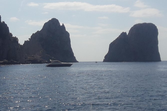 Private Cruise Around Capri – Yacht 50