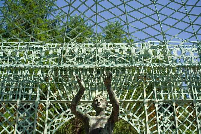 Private Day Trip to Potsdam From Berlin by Train - Tour Overview