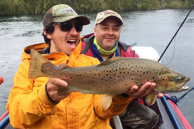 Private Fishing Tour in Maullín River - Petrohue - Rahue