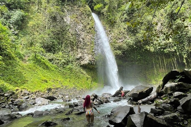 Private Guide Hanging Bridges, Fortuna Waterfall, Arenal Volcano - Tour Overview