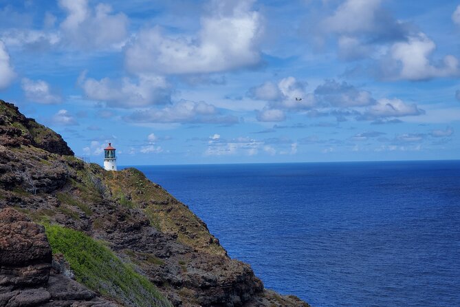 Private Guided Hiking Adventure on Hawaii Sea Cliffs