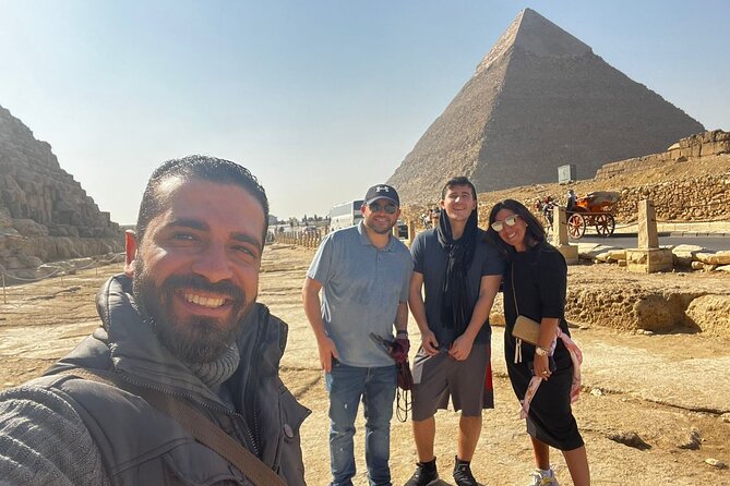 Private Guided Tour to Giza Pyramids, Great Sphinx and Camel Ride