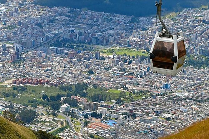 Private Half-Day Cable Car and Horseback Tour Above Quito - Horseback Riding on Rucu Pichincha