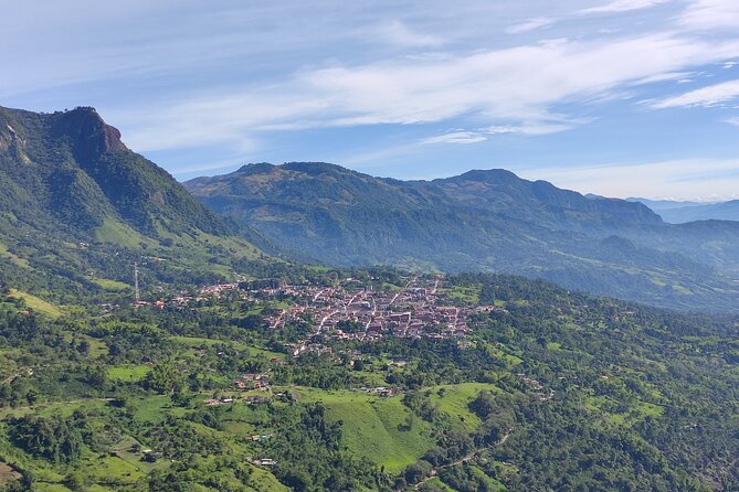Private Half Day Hike to Cerro Cristo Rey With Lunch