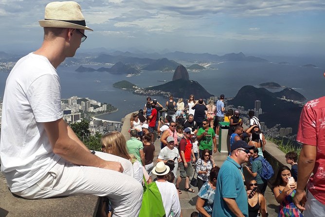 Private Half Day Tour to Christ the Redeemer and Sugarloaf