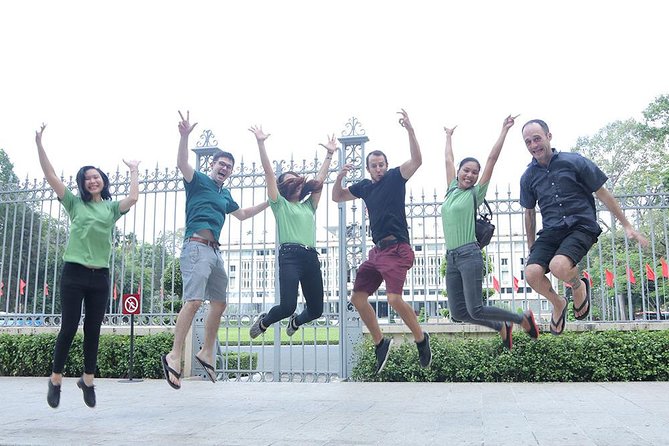 Private Ho Chi Minh Sightseeing by Motorbike With Local Students