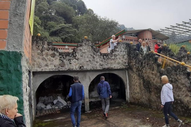 Private Pablo Escobar Tour With Entrance to Catedral Pablos Prison