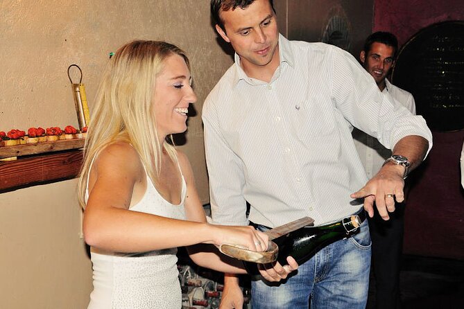 Private Package to Finest Vineyards – Stellenbosch Pickup