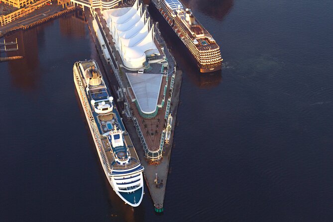 Private Port Transfer Canada Place Cruise Terminal to Richmond BC