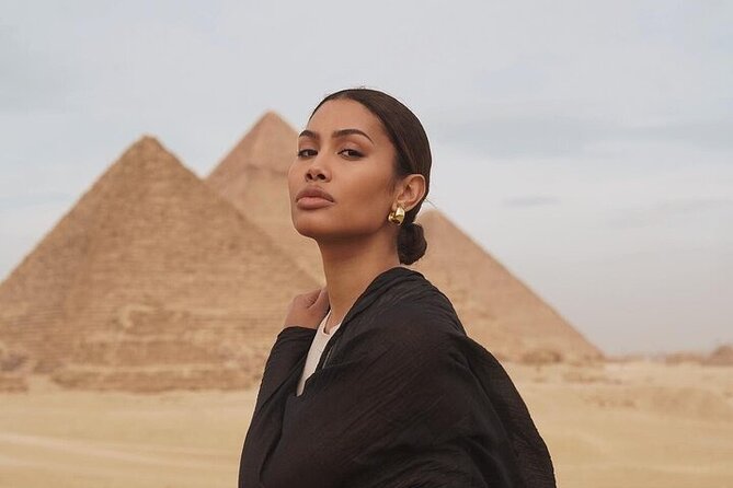 Private Pyramids and Sphinx Day-Tour Including Camel Ride