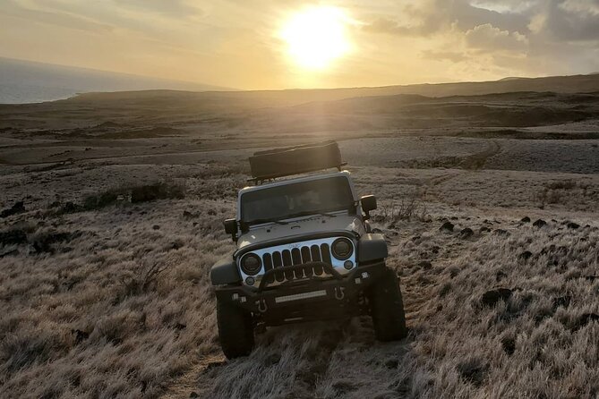Private Rocky Coast Excursion Jeep Tour in Maui Island