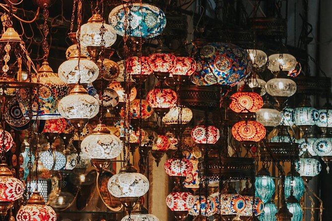 Private Shopping in Grandbazaar With Local Personal Shopper