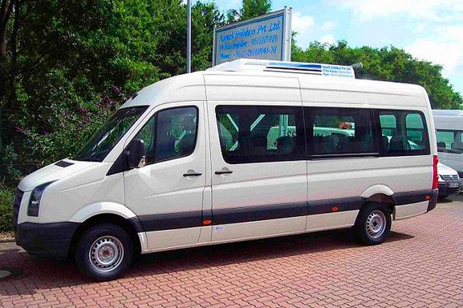 Private Shuttler Baltra Airport to Any Hotel in Santa Cruz
