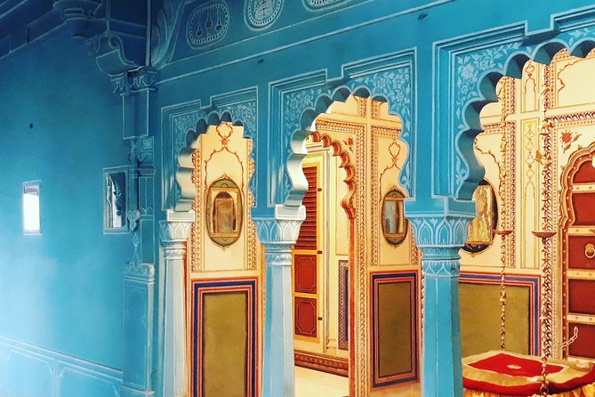 Private Sightseeing in Udaipur +Guide