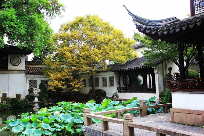 Private Suzhou and Tongli Water Village Day Trip From Shanghai