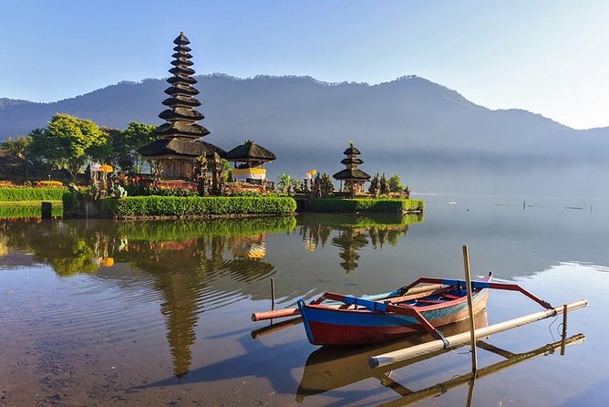 Private Tour: Handara Iconic Gate, Rice Terrace & Ulundanu Temple