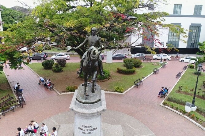 Private Tour in the Old City and Panama Canal