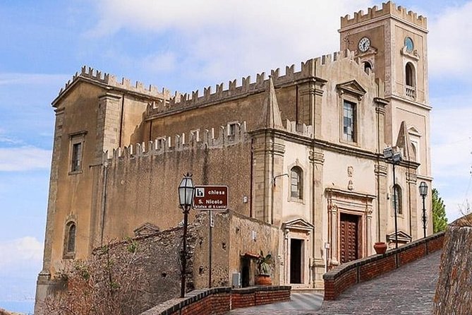 Private Tour The Godfather in Savoca and Forza DAgro