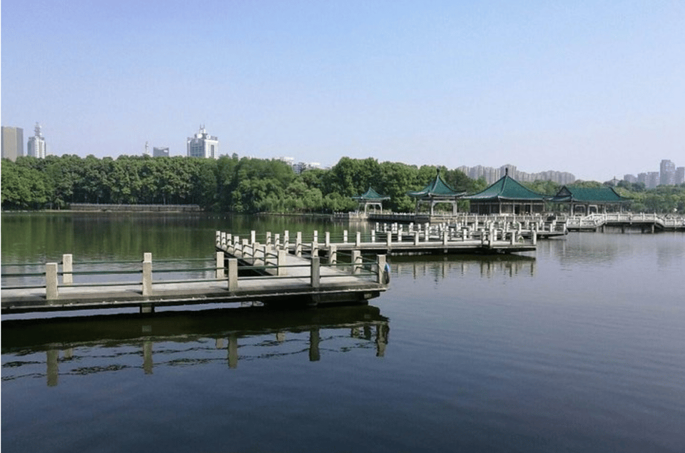 Private Tour to Wuhan Yellow Crane Tower &East Lake by Ferry - Tour Overview