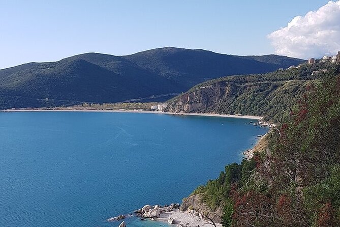 Private Transfer From Budva to Podgorica Airport and City