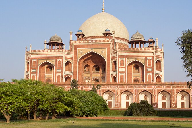 Private Transfer From Delhi Airport to Hotel in New Delhi