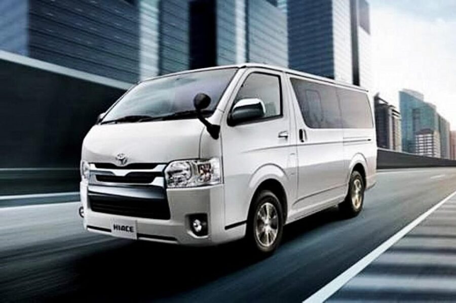 Private Transfer From Shanghai Pudong Airport to City Center