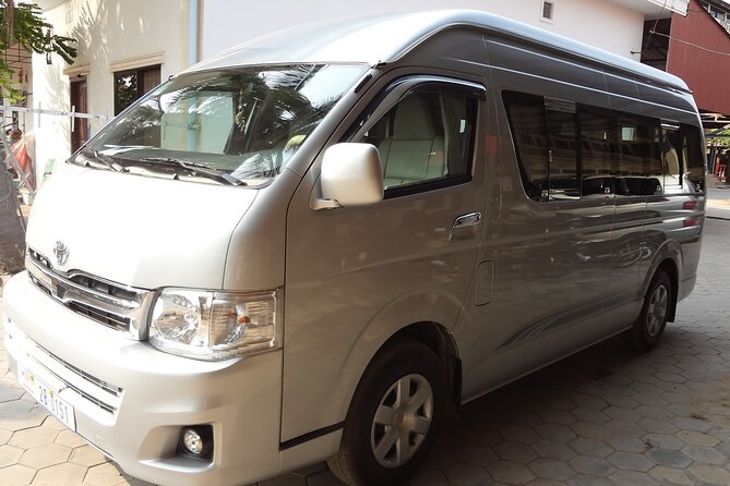 Private Van Transfer From Phnom Penh to Siem Reap