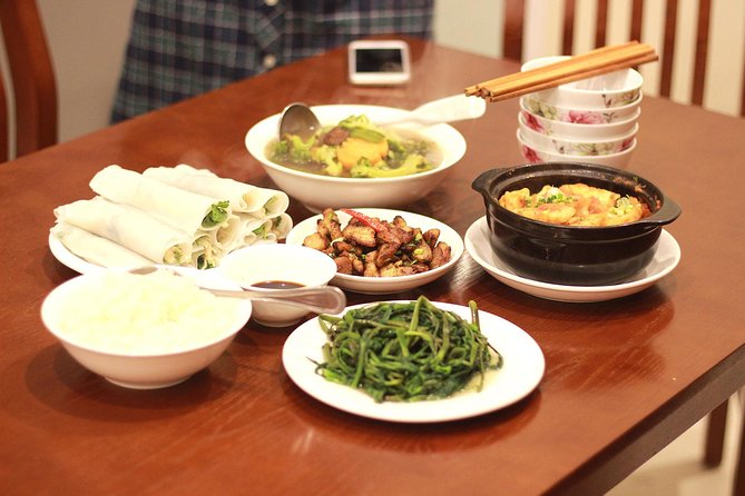 Private Vietnamese Cooking Class in Hanoi With a Local