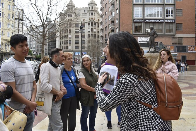 Private Walking Tour of Games and History in the Center of Valencia