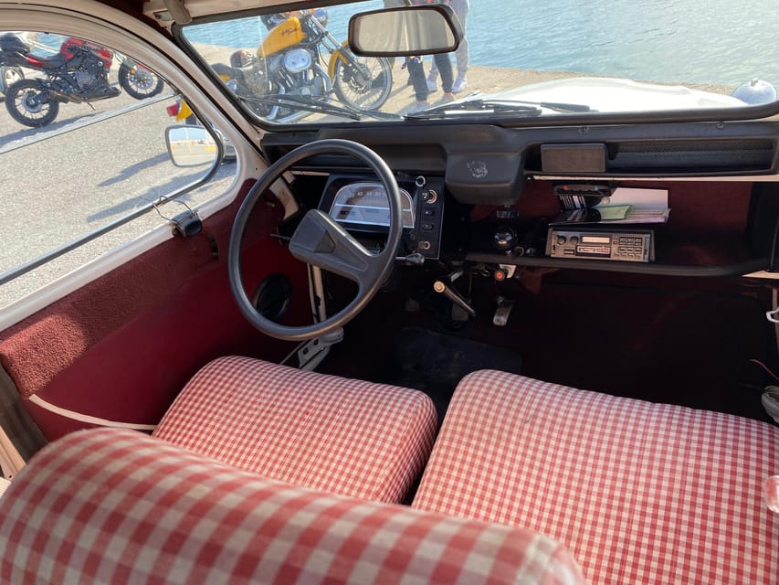 Ride With a Citroen 2CV Dolly 1989 Red-White for 12 Hours - Vehicle Details