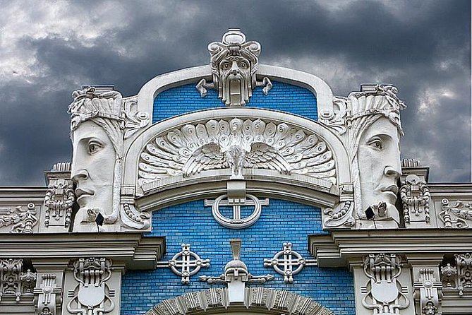 Riga Walking Guided Sightseeing Tour